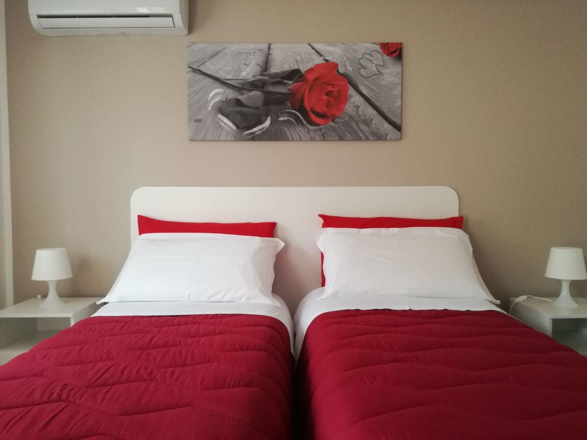 B&B Dal Gallo Battipaglia Exterior foto